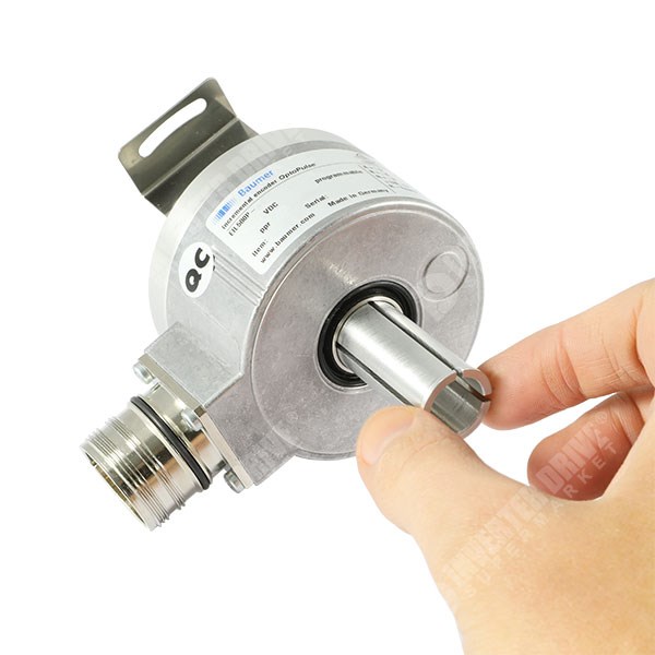Photo of Baumer EIP580P Encoder Hollow Shaft Bore Reducer 15mm to 12mm