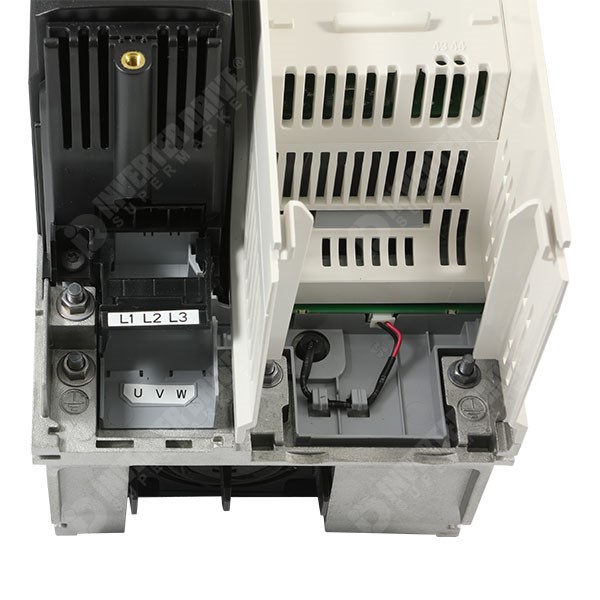 Photo of CT Unidrive M201 15kW 400V 3ph AC Inverter Drive, DBr, C3 EMC (Size 5)