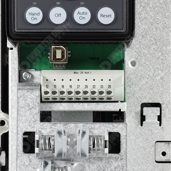 Photo of Danfoss FC 102 HVAC IP55 11kW 400V 3ph AC Inverter Drive, HMI, C3 EMC