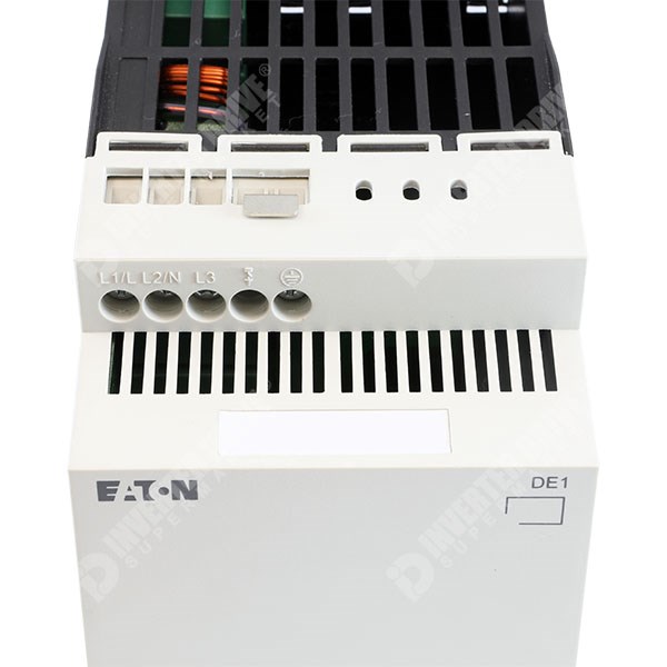 Photo of Eaton DE1 2.2kW 230V 1ph to 3ph AC Inverter Drive C1 EMC