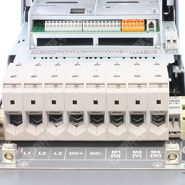 Photo of Parker SSD 690PF 75kW/90kW 400V AC Inverter Drive, Dual Encoder, DBR, 110V Fan