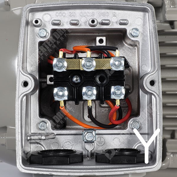 Photo of Siemens Simotics GP IE3 2.2kW Three Phase Motor 230V/400V 4 Pole 100L Frame B14