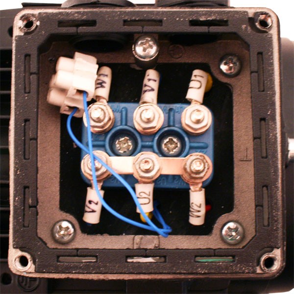 Photo of TEC 0.37kW (0.5HP) x 1370RPM/1920RPM AC Vector Motor, IP55, B3, 71 Frame