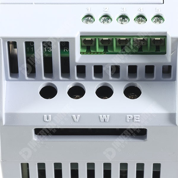 Photo of WEG CFW100 IP20 0.18kW 230V 1ph to 3ph AC Inverter Drive, Unfiltered