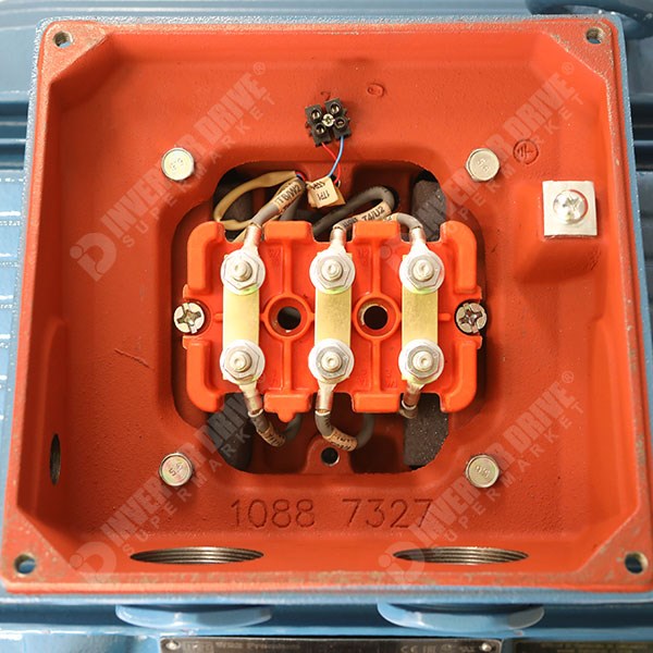 Photo of WEG W22 IE3 Cast Iron 18.5kW Three Phase Motor 400V/690V 6 Pole 200L Frame B3
